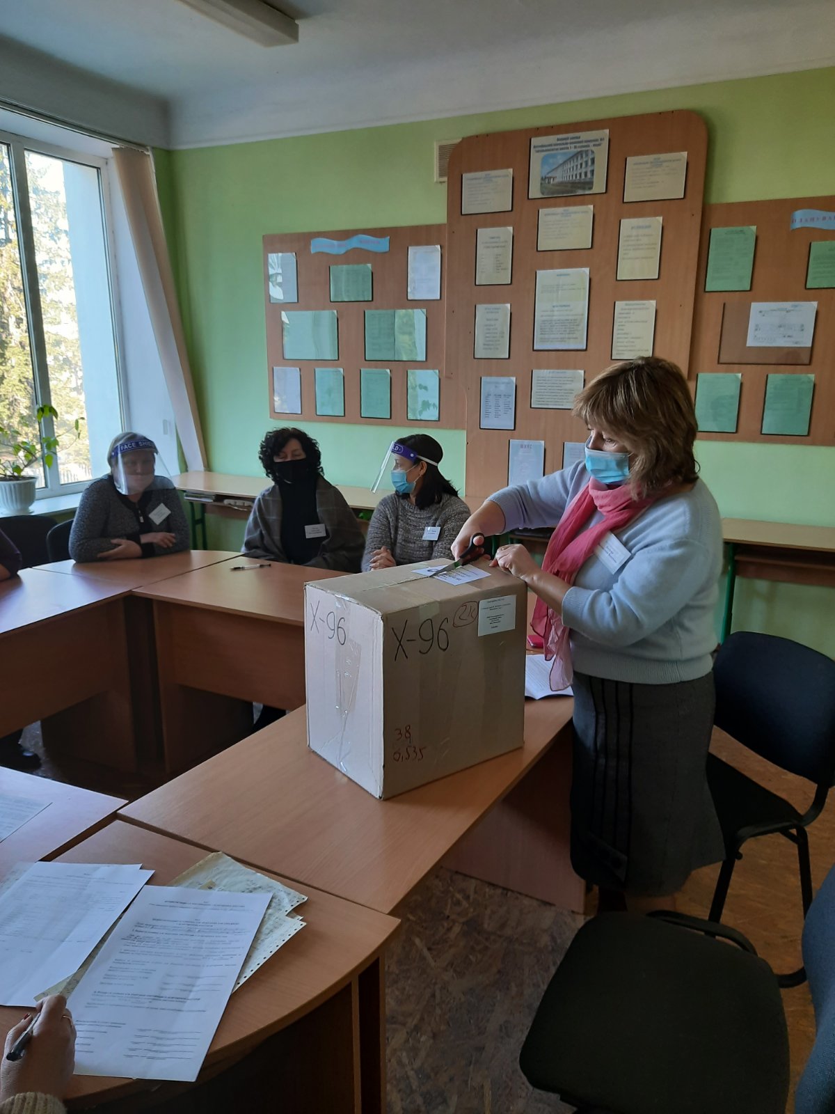ZNO3